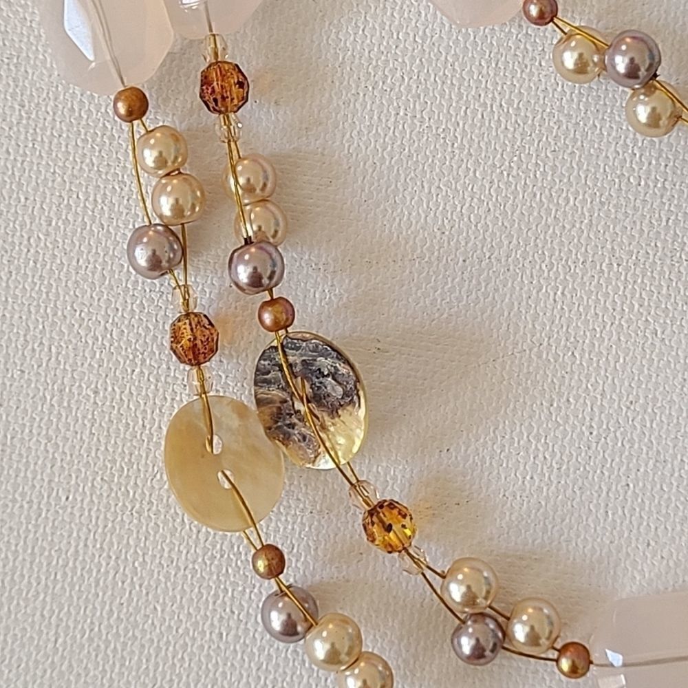 Cookie Lee Bead & Genuine Shell Convert. Necklace - Picture 4 of 9